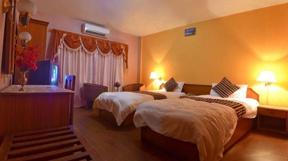 Kathmandu Prince Hotel Exterior photo